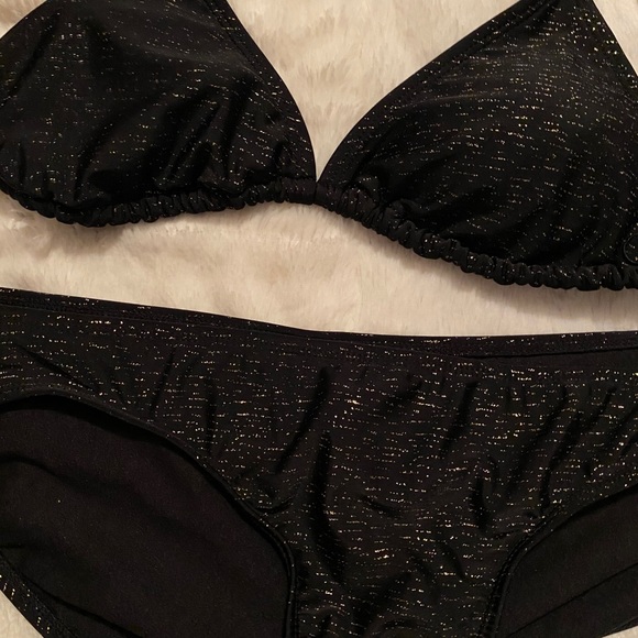 Black Bikini Set - Picture 2 of 6